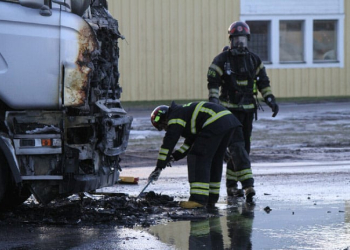 Lastbilsbrand Skutskar 76 Xnytt