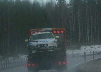 Polisbil Kungsgarden Olycka Xnytt