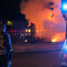 Gävle: Bilbrand på Väpnargatan – Fotanglar utkastade på platsen