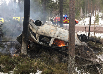 Noppikoski: Våldsam olycka på E45