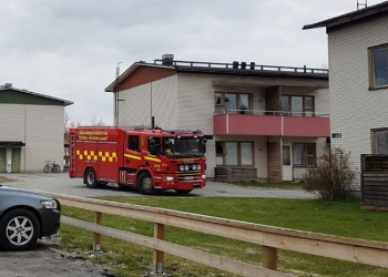 Söderhamn: Pojke fastnade i leksakstraktor