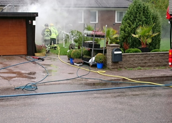 Gävle: Brand i garage