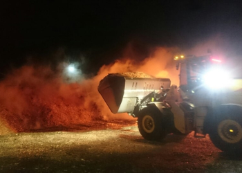 Ljusne: Brand i flishög