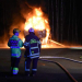 Holmsveden: Brand i lastbil och verkstadsbyggnad