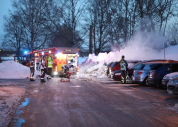 Gävle: Bilbrand på Vegagatan