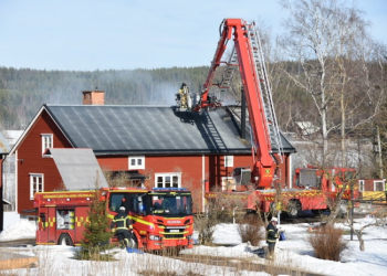 Bollnäs: Brand i byggnad