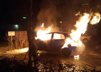 Söderhamn: Bil brann på Kaptensgatan