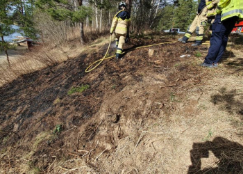 Rengsjö: Gräsbrand vid Fjällmyrtjärn