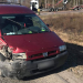Vallvik: Kollision mellan lastbil och personbil