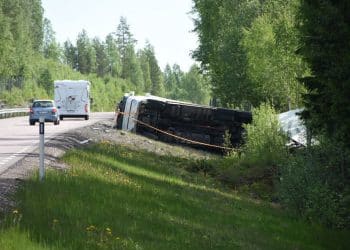 Hofors: Lastbilsolycka på E16