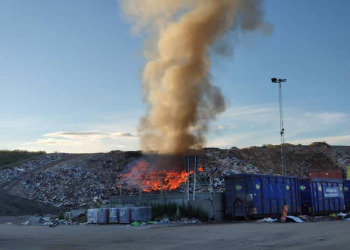 Forsbacka: Brand på soptippen