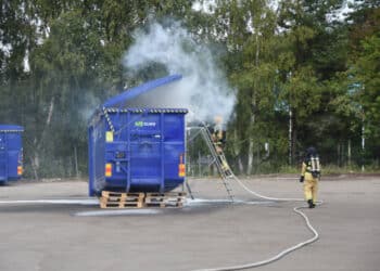 Söderhamn: Brand i container med farligt avfall