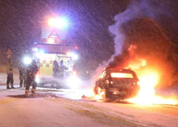 Gävle: Bilbrand på Upplandsleden