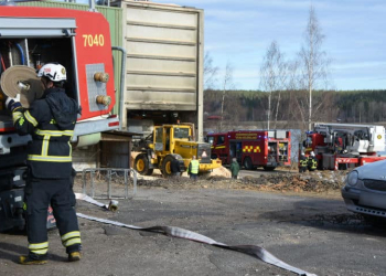 Edsbyn: Brand på träindustri