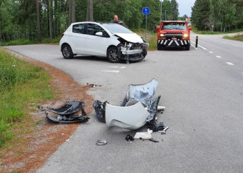 Norrala: Trafikolycka i Vågbro
