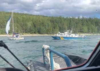 Hudiksvall: Segelbåt gick på grund
