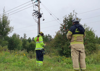 Söderala: Brand i elstolpe
