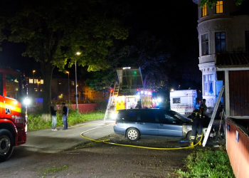 Sandviken: Bilbrand på Stationsgatan