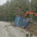 Vallvik: Lastbil tappade container på väg 583
