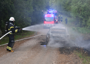 Los: Bilbrand vid Nybyn
