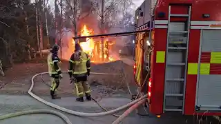 Granön: Brand i byggnad