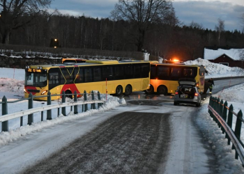 Norrala: Bussar fick problem i halkan