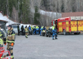 Järbo: Person fast under träd