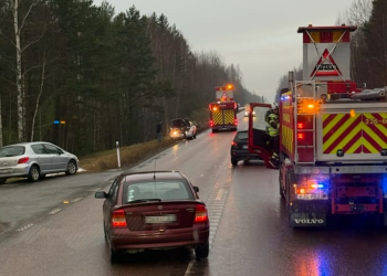 Söderhamn: Bilbrand på väg 50