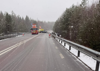 Söderhamn: Frontalkollision på väg 583