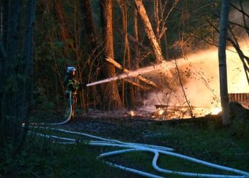 Ljusne: Brand i byggnad