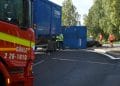 Gävle: Lastbil välte i cirkulationsplats